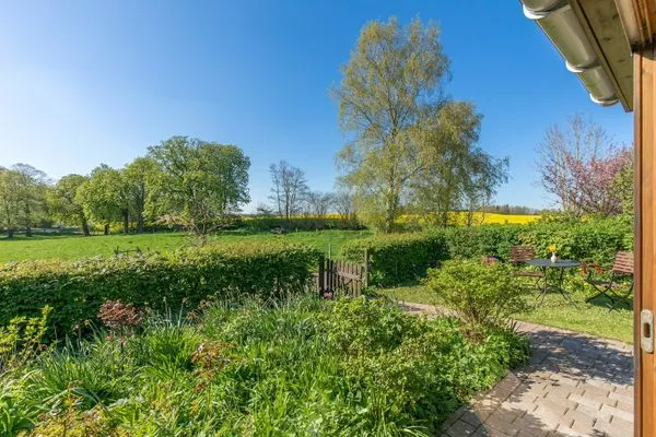 Garten  Ferienhaus Häuschen im Norden