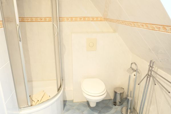  Ferienhaus 1 "Der Künstlergarten"  - Badezimmer