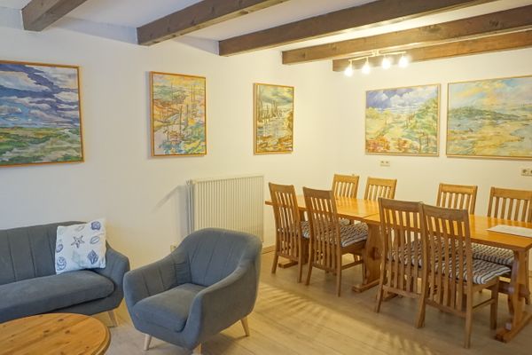  Ferienhaus 2 "Der Künstlergarten"  - Ess- und Wohnbereich