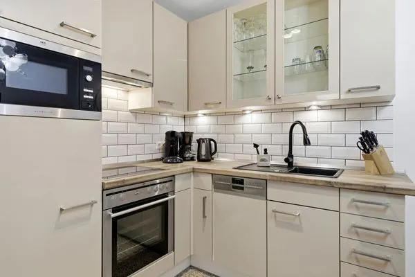 Küche / Küchenzeile  Gorki Park, Wohnung 15