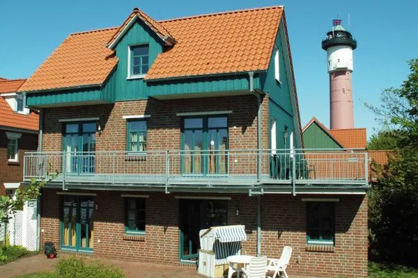 Balkon mit Blick zum Leuchtturm  Albatros Whg.01