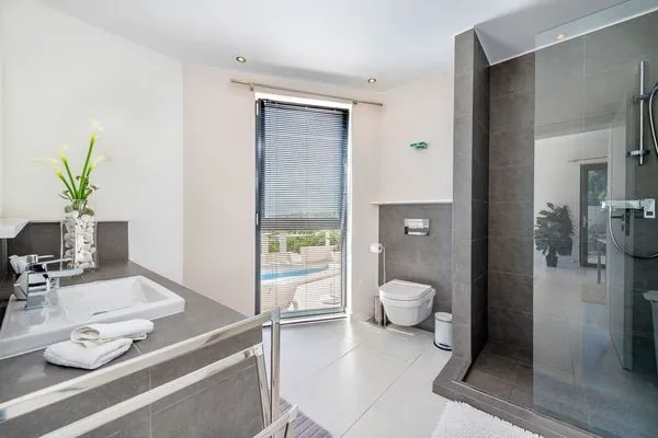 Bathroom  Villa Sal y Sol Mallorca