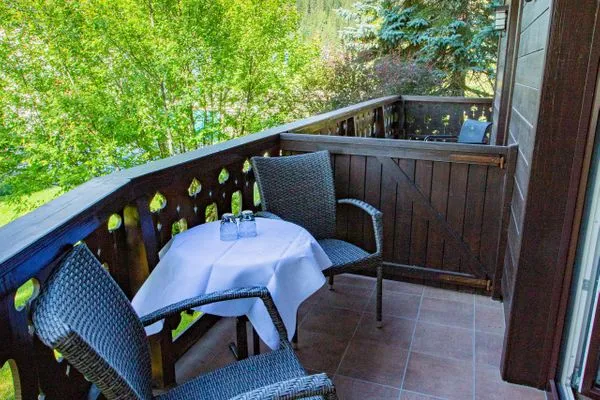 Balkon mit Sitzgelegenheit  Soldanella 1 by Alpenidyll Apartments