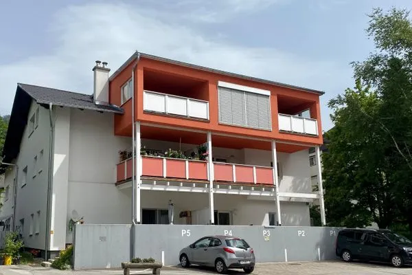 Hauptansicht Gebäude im Sommer  Royal 4 Trend by Alpenidyll Apartments