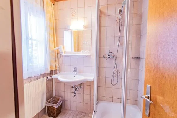 shower  City Life 5 by Alpenidyll Apartments