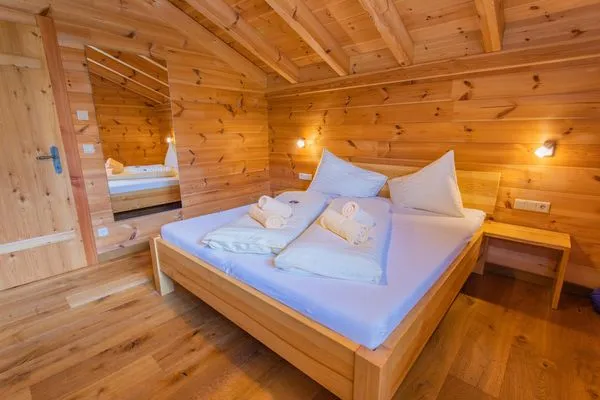 Bedroom 2, double bed  Chalet Huber by Alpenidyll Apartments
