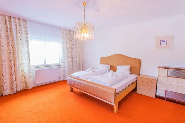 Schlafzimmer 2, Doppelbett  Hoamathaus I by Alpenidyll Apartments