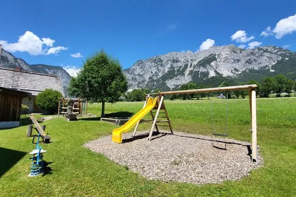 Playground  Stodertraum 3 "Löwenzahn" by Alpenidyll Apartments