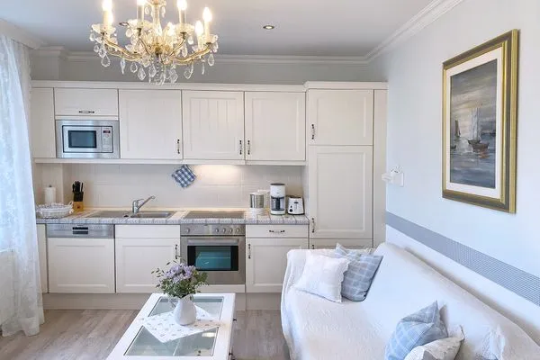 Küche / Küchenzeile  Villa Hansa App. A1 - Ostseeappartement mit Panorama-Meerblick & direktem Strandzugang
