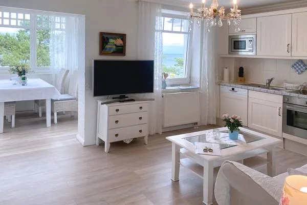 Wohnzimmer  Villa Hansa App. A2 - perfekter Blick über die Dünen auf die Lübecker Bucht