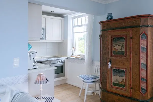 Küche / Küchenzeile  Villa Hansa App. A3 - wunderschöne Ferienwohnung mit Panorama-Meerblick