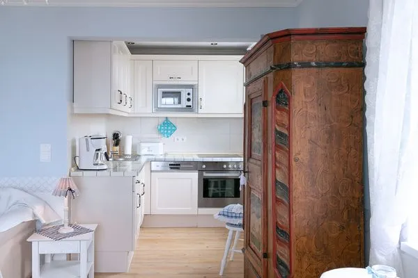 Küche / Küchenzeile  Villa Hansa App. A3 - wunderschöne Ferienwohnung mit Panorama-Meerblick