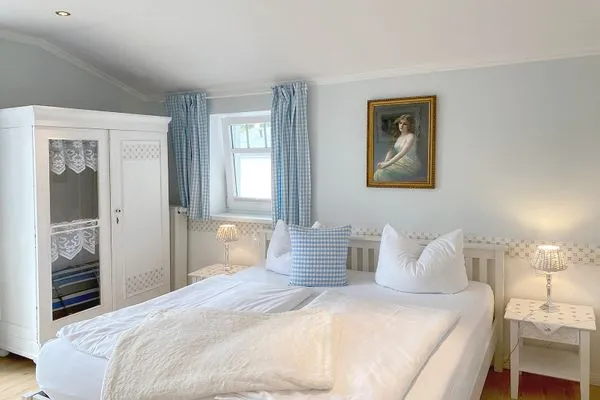 Schlafzimmer  Villa Hansa App. B3 - Panormameerblick über die ganze Lübecker Bucht