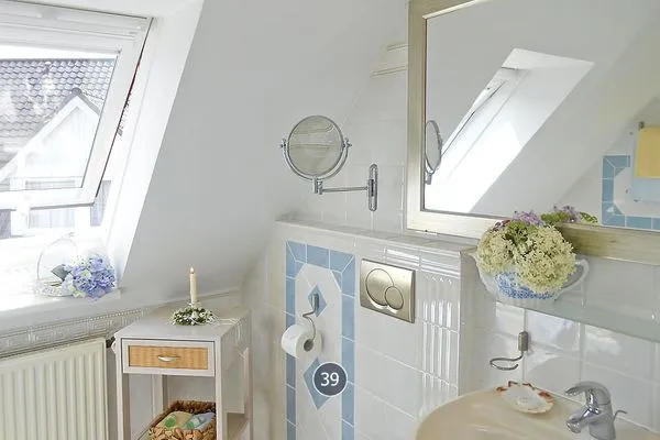 Badezimmer  Haus Anholt App. 39 - großzügige Studiowohnung in der Strandallee mit Teilmeerblick
