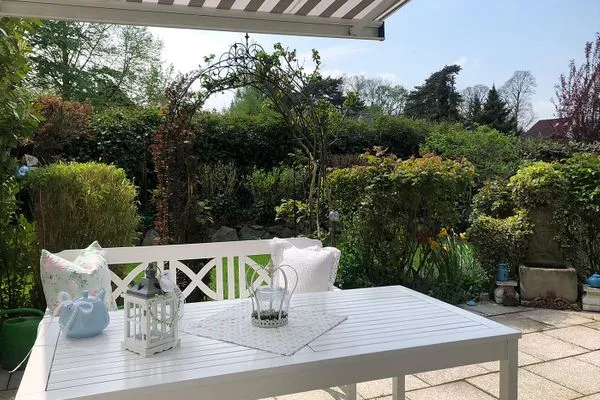 Terrasse  Unser Sommerhaus - Ferienhaus mit Garten, Balkonen & Sonnenterrasse