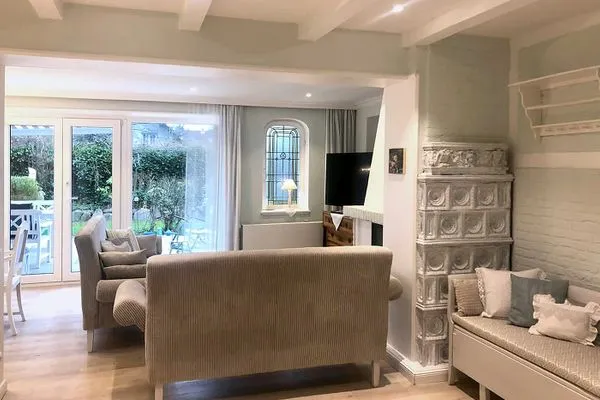 Wohnzimmer  Unser Sommerhaus - Ferienhaus mit Garten, Balkonen & Sonnenterrasse