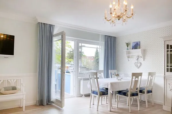   Haus Midsommer App. 16 - Familienzeit an der Ostsee – zentral & strandnah