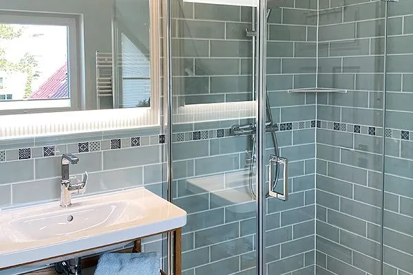   Haus Midsommer App. 15 - Penthouse über drei Ebenen – Meerblick & Strandkorb auf der Dachterrasse