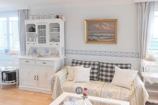 Wohnzimmer  Haus Midsommer App. 15 - Penthouse über drei Ebenen – Meerblick & Strandkorb auf der Dachterrasse