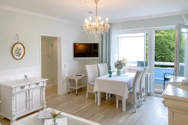   Haus Midsommer App. 19 - Stilvolle Bäderarchitektur nahe Strand