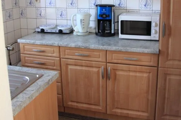 Küche / Küchenzeile  Ferienwohnung Karger - ländlich gelegen im Ort Sagard