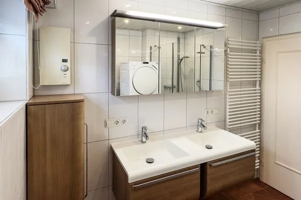 Badezimmer Haus Kap Hoorn Ferienwohnung Seeblick