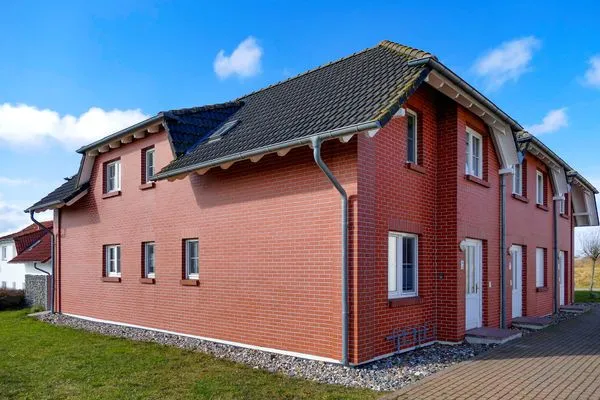Fassade / Eingang  Ferienwohnung Kranichglück - im Herzen der Halbinsel Jasmund