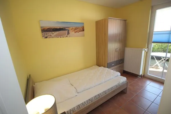Schlafzimmer  Ferienwohnung Kranichglück - im Herzen der Halbinsel Jasmund