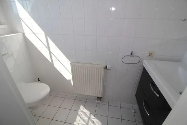 Gäste-WC  Ferienwohnung Kranichglück - im Herzen der Halbinsel Jasmund