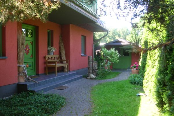  Jagdhaus 2 OG Wieck - Fassade / Eingang