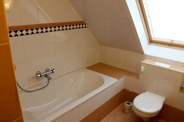 Badezimmer  Ferienwohnung Rundumblick - zentral in der Hafenstadt Sassnitz