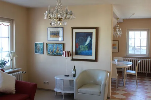 Wohnzimmer  Ferienwohnung Rundumblick - zentral in der Hafenstadt Sassnitz