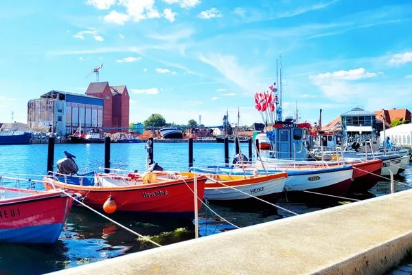 Appartement direkt im Hafen von Neustadt in Holstein an der Ostsee  Charmantes Appartement am Hafen mit gratis Bettwäsche-Paket und Terrasse