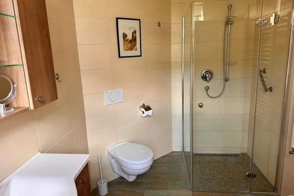Badezimmer  Ferienwohnung Seerose - der Kreideküste so nah