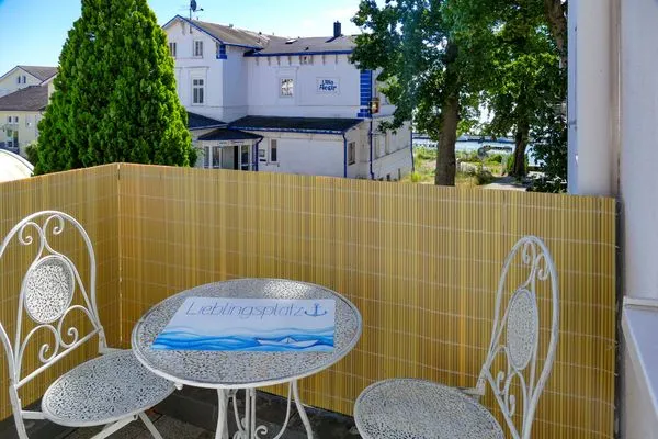 Balkon  Ferienwohnung Sonnenblick - zentral in der Hafenstadt Sassnitz