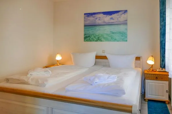 Schlafzimmer  Ferienwohnung Sonnenblick - zentral in der Hafenstadt Sassnitz