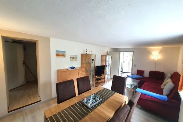 Wohnzimmer  Ferienwohnung Sonnenschein - im Herzen der Halbinsel Jasmund