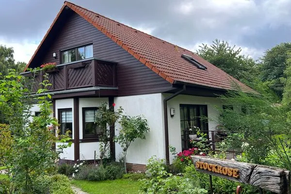 Hauptansicht  Ferienwohnung Stockrose - ganz nah am Nationalpark Jasmund