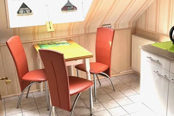Küche / Küchenzeile  Ferienwohnung Stockrose - ganz nah am Nationalpark Jasmund