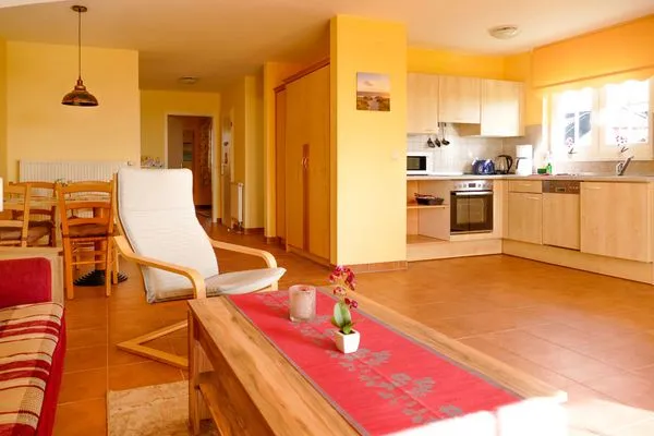 Wohnzimmer  Ferienwohnung Sammy - Urlaub in ruhiger Lage mit Hund