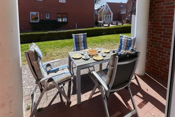 Terrasse  Haus Inselherz - Ferienwohnung Muschel