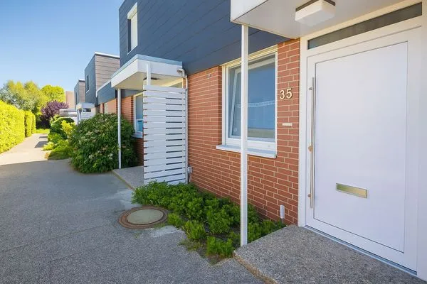 Hauptansicht  Strandmuschel