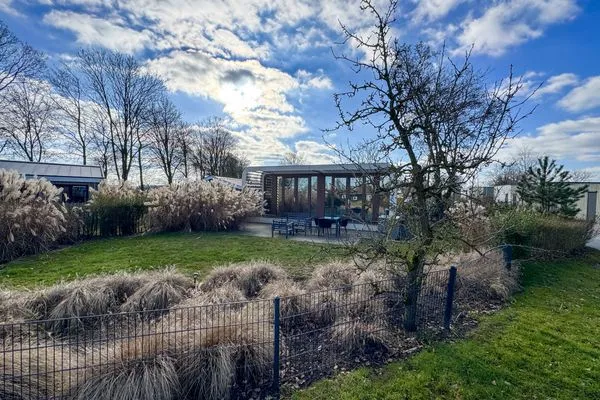  Bad Hoophuizen Chalet Deluxe mit Zaun Nr. Zuiderzee 66