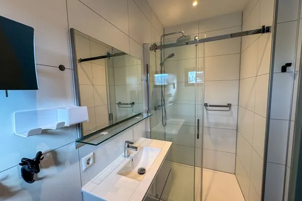  Bad Hoophuizen Chalet Deluxe mit Zaun Nr. Zuiderzee 66