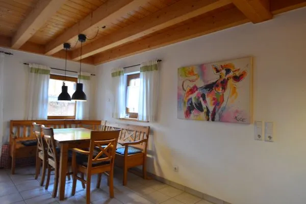 Wohnzimmer  Bunte Kuh -  Feriendorf Via Claudia Haus 52