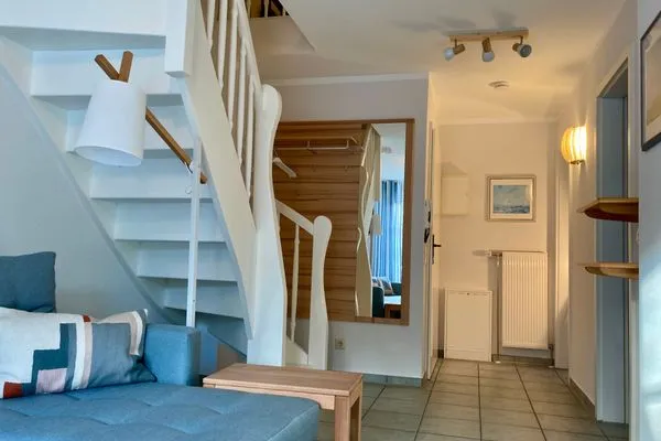 Wohnbereich mit Treppe ins Obergeschoss Achtern Diek Achtern Diek 12b - Wohnung 5