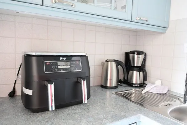 Küche / Küchenzeile  Elisabethstr. 9, Whg. 44