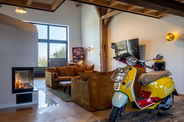  Scheune 1746 Tating - Sofaecke mit TV