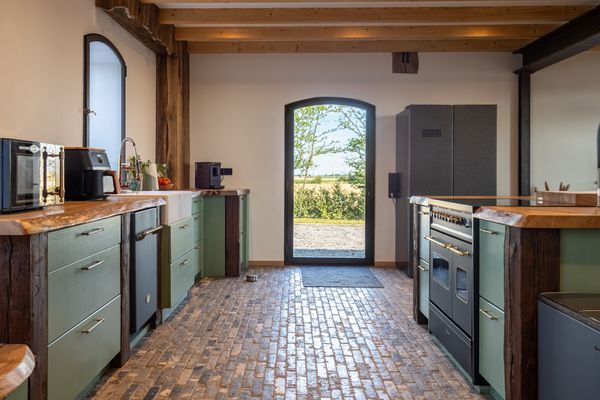  Scheune 1746 Tating - Küchenzeile