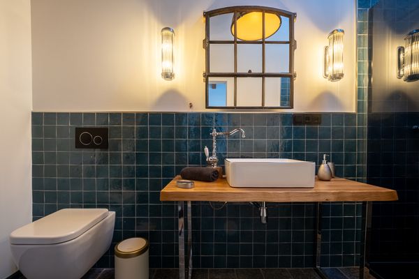  Scheune 1746 Tating - Waschbecken